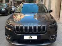 Usata Jeep Cherokee Limited 194 CV (142 kW) 2019 Grigio SUV