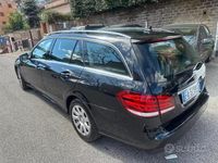 Usata Mercedes E200 136 CV (100 kW) 2015 Nero Station wagon