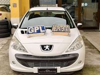 Usata Peugeot 206 60 CV (44 kW) 2012 Bianco Berlina