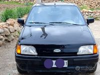 Usata Ford Fiesta 49 CV (36 kW) 1992 Nero Utilitaria