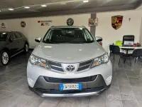 Usata Toyota RAV4 124 CV (91 kW) 2014 Grigio SUV