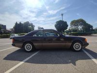 Usata Mercedes E300 188 CV (138 kW) 1989 Marrone