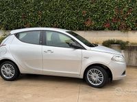 Usata Lancia Ypsilon 95 CV (69 kW) 2011 Grigio Utilitaria