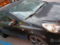 Usata Opel Corsa 75 CV (55 kW) 2007 Utilitaria