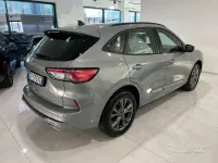 Usata Ford Kuga ST 152 CV (111 kW) 2023 Grigio SUV