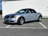 Usata Audi TT Roadster 179 CV (131 kW) 2001 Grigio Cabrio