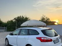 Usata Ford Focus 120 CV (88 kW) 2014 Bianco Station wagon