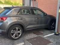 Usata VW T-Roc R-line 116 CV (85 kW) 2020 Grigio SUV