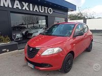 Usata Lancia Ypsilon 85 CV (62 kW) 2015 Rosso Utilitaria