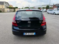 Usata Hyundai i30 108 CV (79 kW) 2009 Nero Berlina
