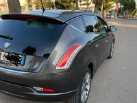 Usata Lancia Delta 120 CV (88 kW) 2009 Utilitaria