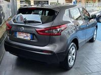Usata Nissan Qashqai N-Connecta 116 CV (85 kW) 2019 Grigio SUV