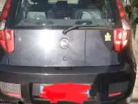 Usata Fiat Punto 69 CV (50 kW) 2005 Nero Utilitaria