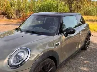 Usata Mini Cooper D 111 CV (81 kW) 2018 Verde Utilitaria