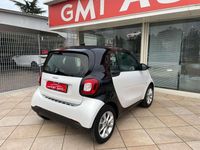 Usata Smart ForTwo Coupé 71 CV (52 kW) 2015 Bianco Utilitaria