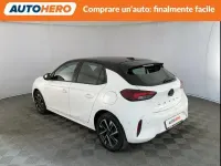 Usata Opel Corsa 101 CV (74 kW) 2024 Bianco Utilitaria