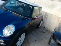 Usata Mini Cooper 116 CV (85 kW) 2002 Bluazzurro Utilitaria