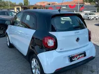 Usata Smart ForFour Passion 71 CV (52 kW) 2017 Bianco Utilitaria