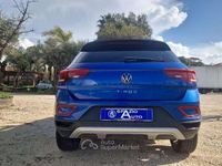 Usata VW T-Roc Style 116 CV (85 kW) 2024 Blu mare SUV