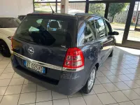 Usata Opel Zafira Cosmo 110 CV (80 kW) 2009 Grigio Monovolume