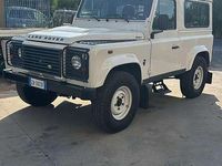 Usata Land Rover Defender SE 122 CV (89 kW) 2007 Bianco Station wagon