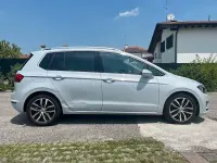 Usata VW Golf Sportsvan Highline 116 CV (85 kW) 2017 Bianco Monovolume