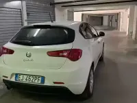 Usata Alfa Romeo Giulietta 105 CV (77 kW) 2011 Bianco Utilitaria