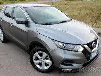 Usata Nissan Qashqai 116 CV (85 kW) 2019 Grigio SUV