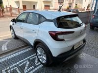 Usata Renault Captur Equilibre 100 CV (73 kW) 2023 Bianco SUV