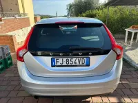 Usata Volvo V60 Business Edition 120 CV (88 kW) 2017 Grigio Station wagon