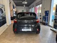 Usata Hyundai i10 Advanced 67 CV (49 kW) 2023 Grigio Utilitaria
