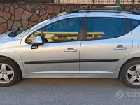 Usata Peugeot 207 90 CV (66 kW) 2008 Grigio Station wagon