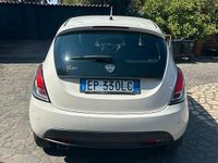 Usata Lancia Ypsilon 80 CV (58 kW) 2013 Utilitaria