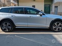 Usata Volvo V60 CC 197 CV (144 kW) 2021 Grigio Station wagon