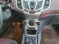 Usata Ford Fiesta Titanium 95 CV (69 kW) 2011 Utilitaria
