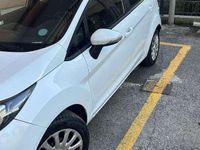 Usata Ford Fiesta 95 CV (69 kW) 2017 Bianco Berlina