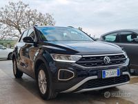 Usata VW T-Roc Life 116 CV (85 kW) 2025 Nero SUV