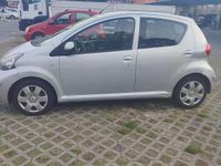Usata Toyota Aygo 68 CV (50 kW) 2007 Argento Utilitaria