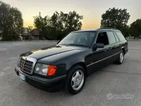Usata Mercedes 200 118 CV (86 kW) 1991 Nero Station wagon
