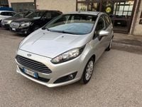 Usata Ford Fiesta Titanium 97 CV (71 kW) 2014 Argento Utilitaria
