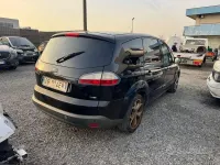 Usata Ford S-MAX Titanium 140 CV (102 kW) 2008 Nero Monovolume