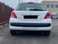 usata Peugeot 207 1.4 HDi 70CV 3p. Access