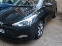 Usata Hyundai i20 78 CV (57 kW) 2016 Nero Utilitaria