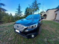 usata Subaru Outback 2.0d Unlimited lineartronic