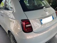 Usata Fiat 500e 9 kW (13 CV) 2020 Grigio Utilitaria
