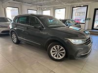 Usata VW Tiguan Life 150 CV (110 kW) 2021 Indium grey SUV