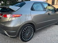 Usata Honda Civic Comfort 140 CV (102 kW) 2005 Berlina