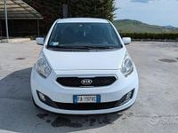 Usata Kia Venga Active 90 CV (66 kW) 2015 Bianco Utilitaria