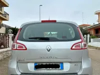 Usata Renault Scénic 110 CV (80 kW) 2010 Grigio Monovolume