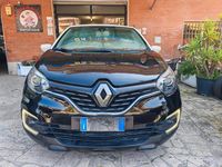 Usata Renault Captur Intens 90 CV (66 kW) 2016 Nero SUV